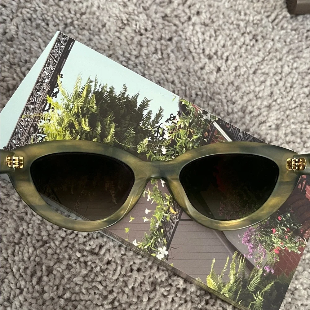 KREWE Sasha Cat-Eye Sunglasses - Picture 14 of 16